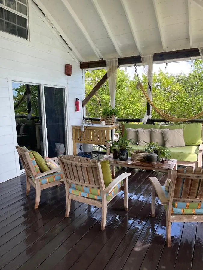Hidden Paradise - Cottage Нассау