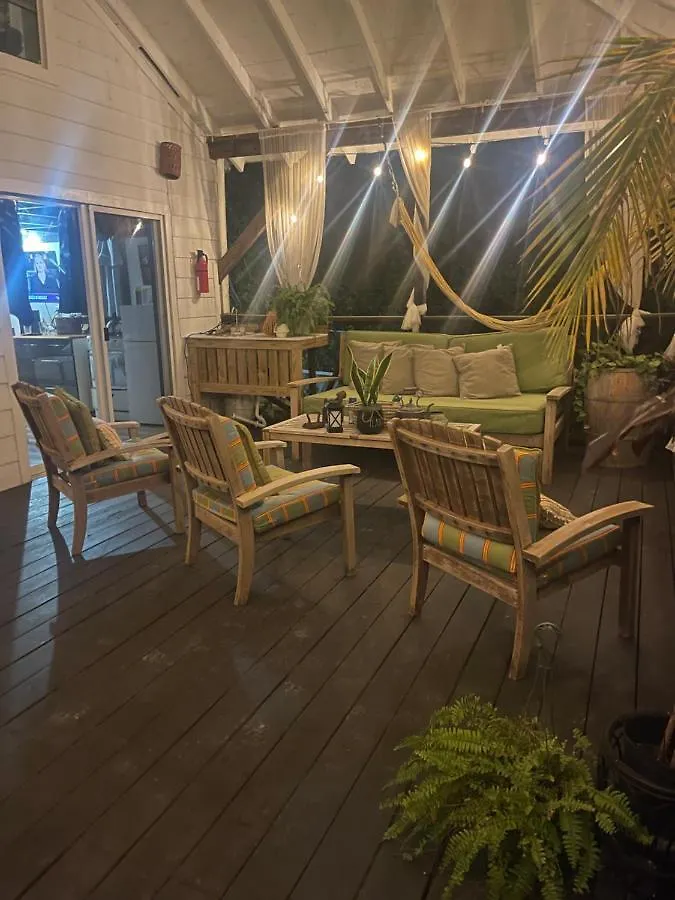 Hidden Paradise - Cottage Нассау